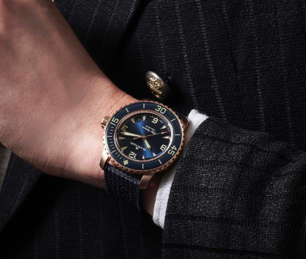 宝珀手表脏了处理办法是什么