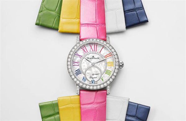 宝珀表盘有划痕如何解决